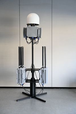 Купить 70 МГц-6 ГГц полный диапазон частот Фиксированное устройство обнаружения дронов и блокировки сканирования, обнаружения и отображения Производство в сети