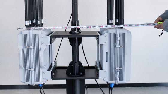 Купить Фиксированное устройство обнаружения и сбоя дронов с полной полосой 70 МГц-6 ГГц с суперинтерференцией 1 Н 10 км обнаружения и 3 км сбоя расстояния Производство в сети